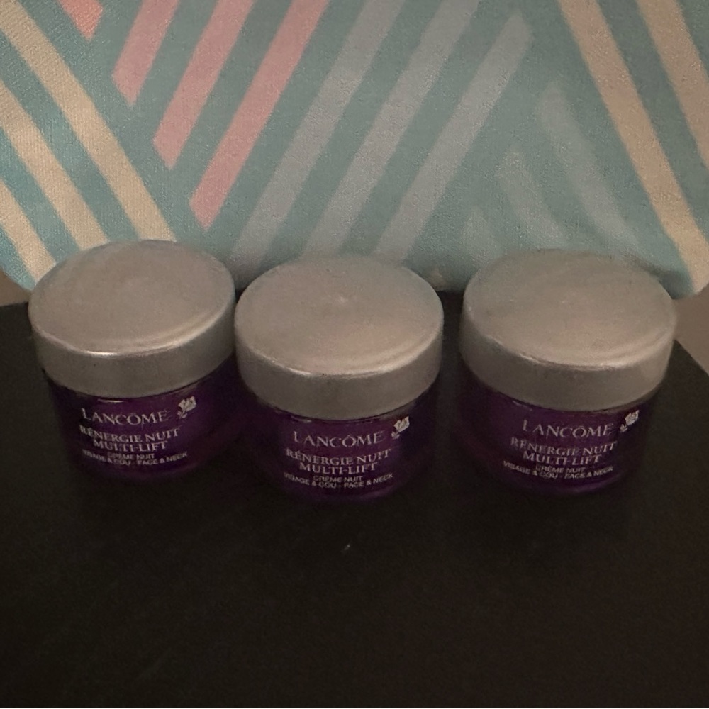 NEW 3x15 ml LANCÔME RENERGIE NUIT MULTI LIFT CREAM BUNDLE + BONUS COSMETICS BAG - Picture 3 of 10